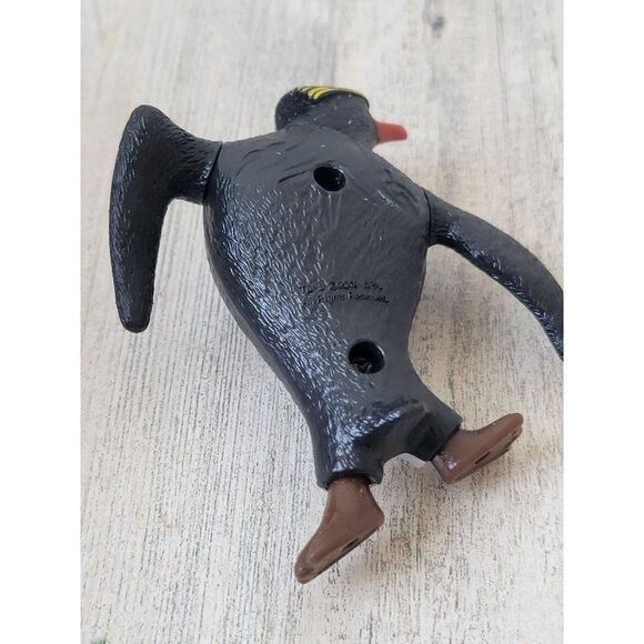 Surf's Up 2007 McDonald's tank Evans penguin toy figure - Picture 3 of 4